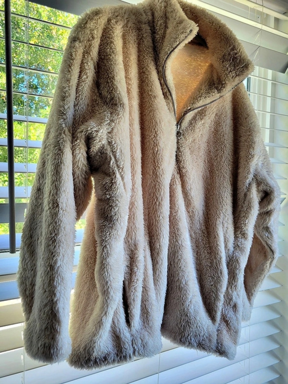Express Cream Sherpa Fleece Zip Pullover Size XS Like New